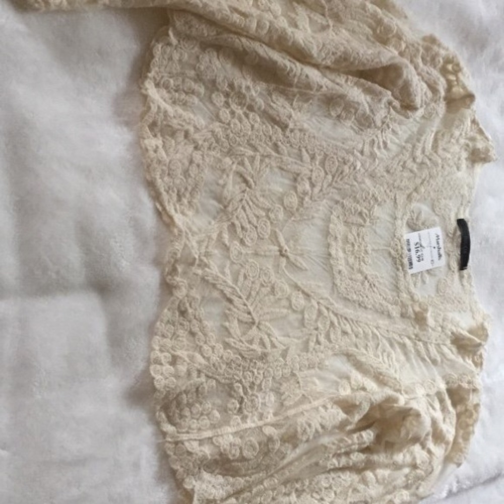 Lace top size medium new
